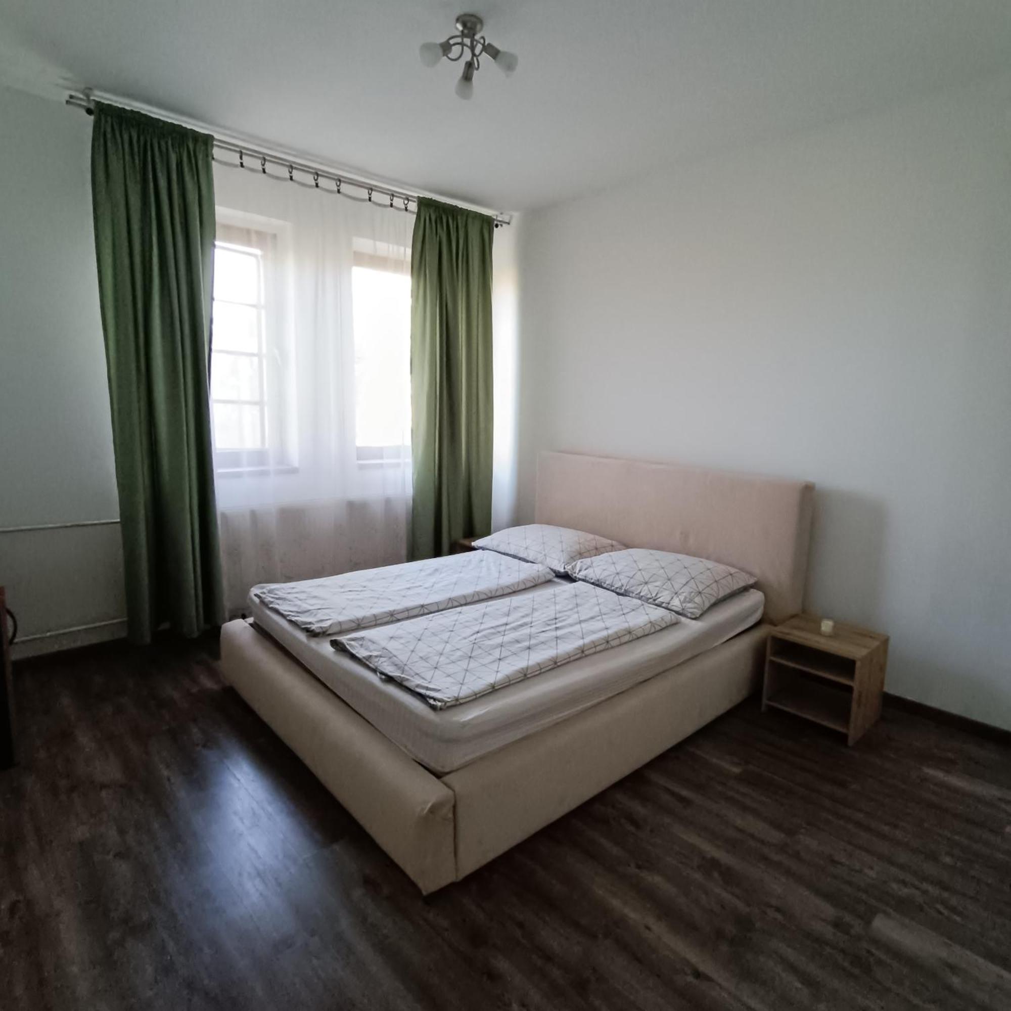 Napkelte Vendeghaz Apartment Szeged Bagian luar foto